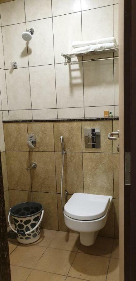 Hotel Amutham Residency Tiruchirappalli Exterior foto