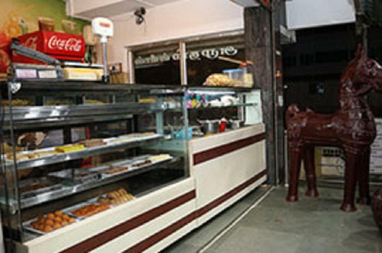 Hotel Amutham Residency Tiruchirappalli Exterior foto